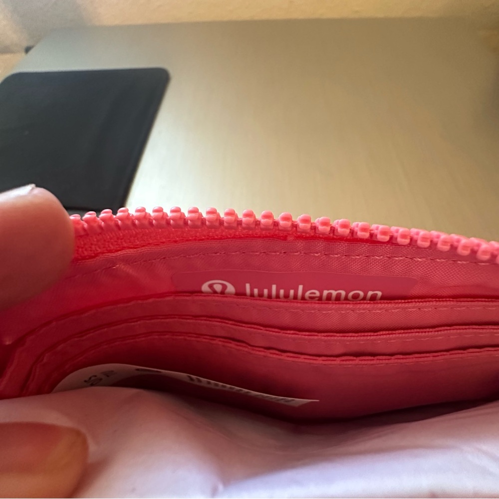 NWT Lululemon Clippable Card Pouch Sakura Pink and Washed Mauve - Sold Out Color - Picture 5 of 5